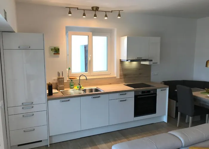 公寓 Nona Ervina 科佩尔